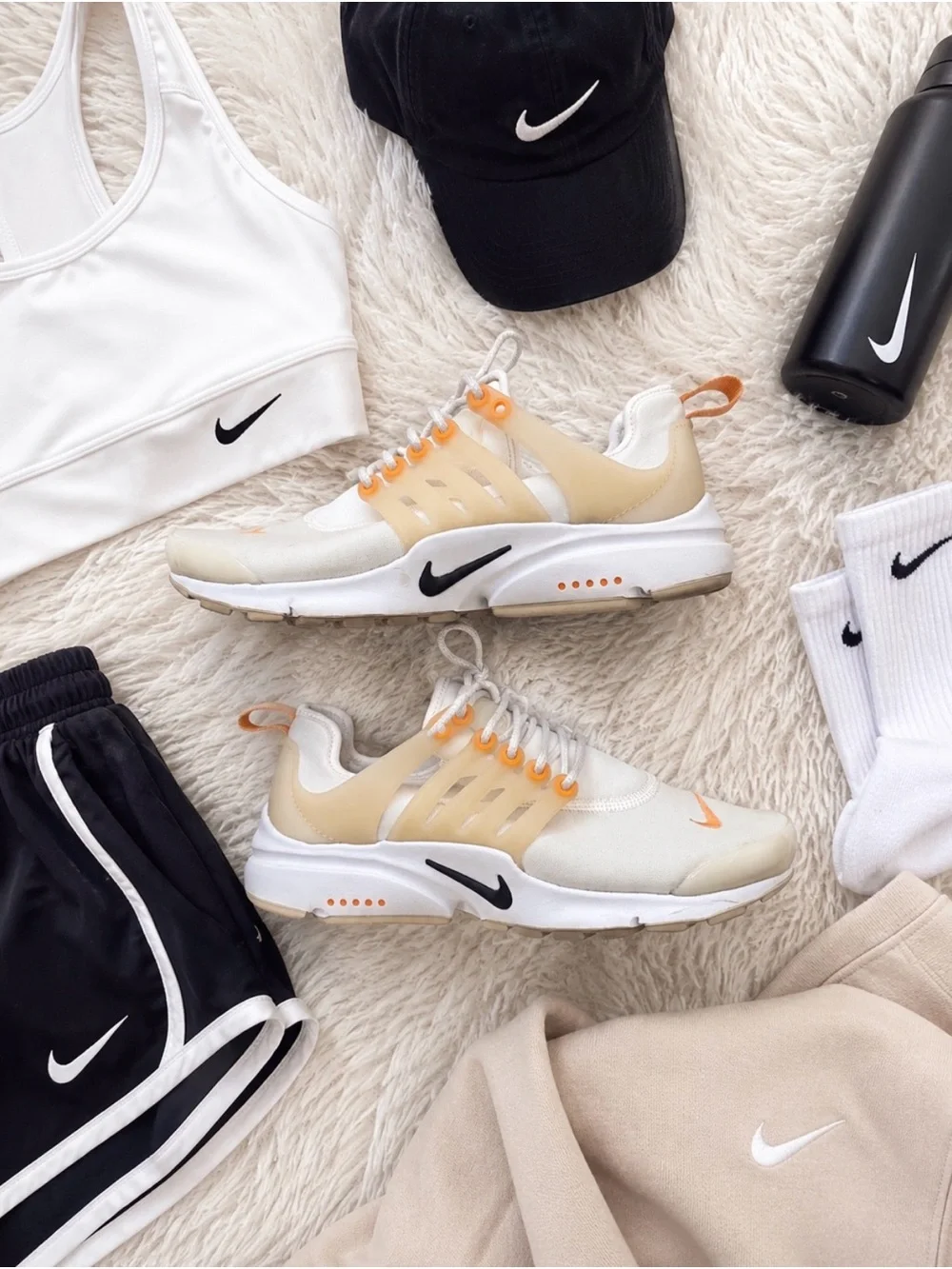 Nike Air Presto Sanddrift Light Women’s Sneakers